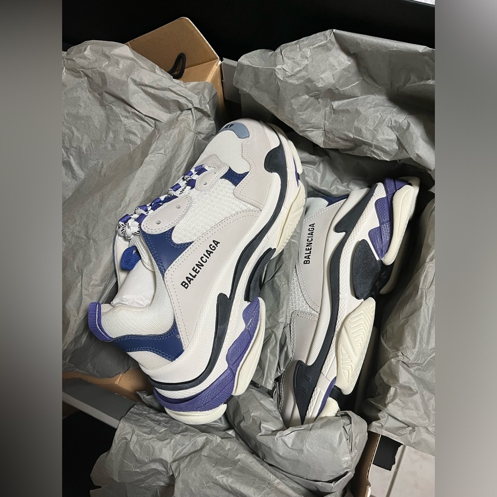 new balenciaga triple s sneaker